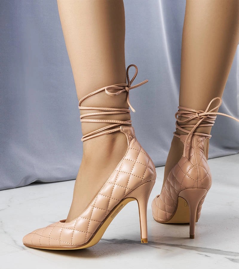 Moteriški zomšiniai aukštakulniai rožiniai su smeigtukiniu kulnu – Aukštakulniai