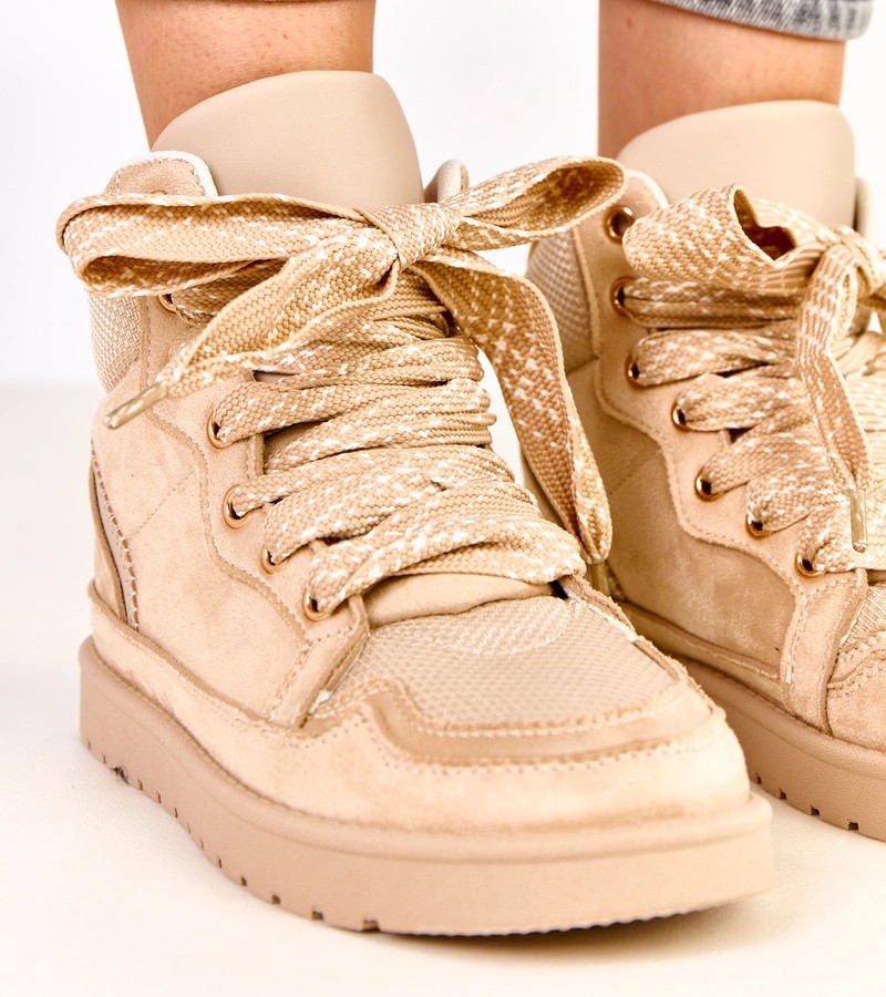 Moteriški zomšiniai kedai kreminiai su raišteliais – Kedai