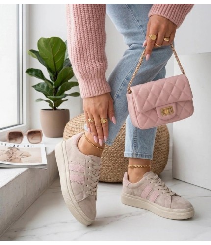 Moteriški zomšiniai kedai kreminiai ant platformos